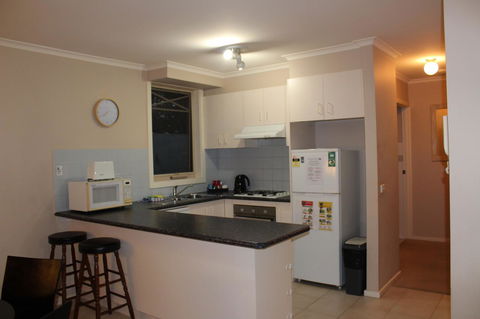 Australian Home Away @ Box Hill 2 Bedroom - Sunshine Coast Guide 7