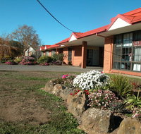 Ambassador Motor Inn - Sunshine Coast Guide