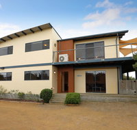 Via Nuova - Sunshine Coast Guide