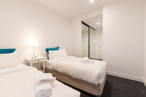 Astrina 2 Bed 2 Bath Apartment - Sunshine Coast Guide 6