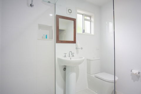 Debbie\'s Place - Sunshine Coast Guide 15