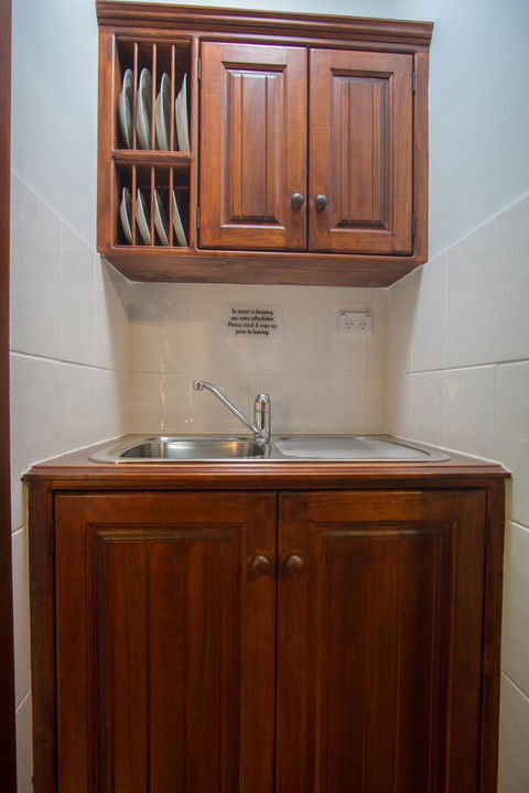 Debbie\'s Place - Sunshine Coast Guide 36