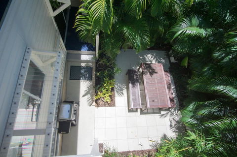 Debbie\'s Place - Sunshine Coast Guide 25