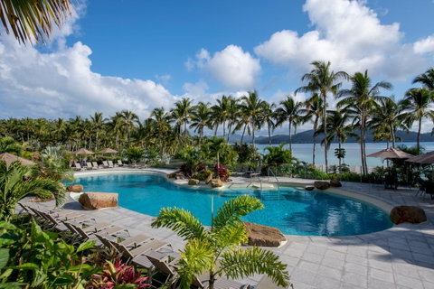 Whitsunday Apartments - Sunshine Coast Guide 1