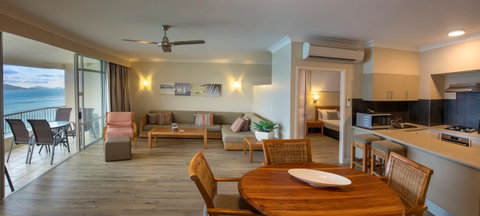 Whitsunday Apartments - Sunshine Coast Guide 5