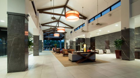 Luxury Apartments At Temple Resort And Spa Port Douglas - Sunshine Coast Guide 3