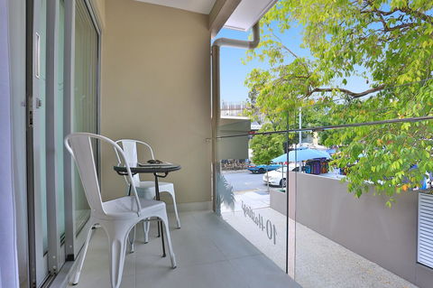 10 Hastings Street Motel - Sunshine Coast Guide 9