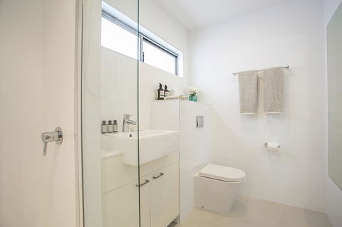 10 Hastings Street Motel - Sunshine Coast Guide 19