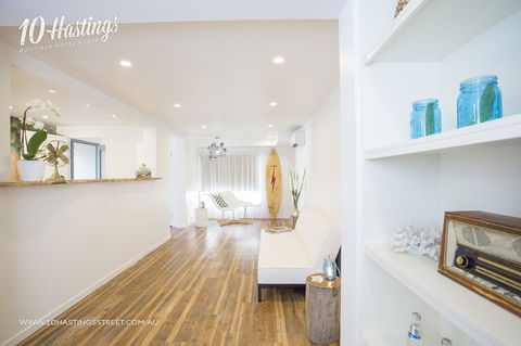 10 Hastings Street Motel - Sunshine Coast Guide 3