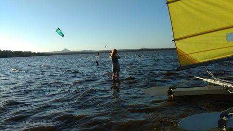 Lake Weyba Noosa Lodge & Kangaroos - Sunshine Coast Guide 38