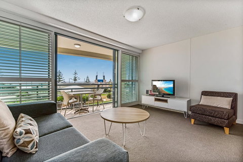 Mantra Mooloolaba Beach - Sunshine Coast Guide 7