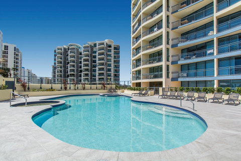 Mantra Mooloolaba Beach - Sunshine Coast Guide 10