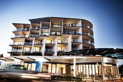 Ocean Views Resort Caloundra - Sunshine Coast Guide 1