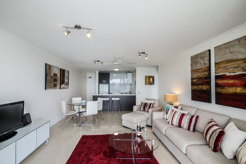 Noosa Harbour Resort - Sunshine Coast Guide 12