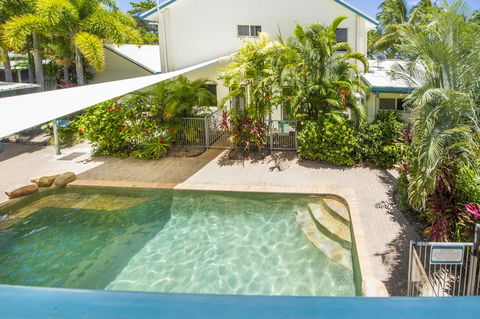 Sails On Horseshoe Apartment 9 - Sunshine Coast Guide 4