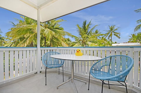By The Sea Port Douglas - Sunshine Coast Guide 16