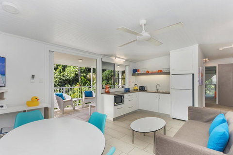 By The Sea Port Douglas - Sunshine Coast Guide 8