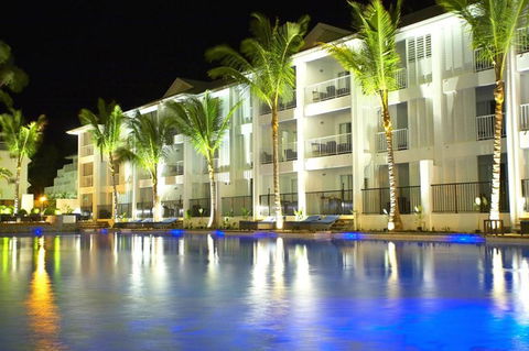 Beach Club Port Douglas Luxury Apartments - Sunshine Coast Guide 1