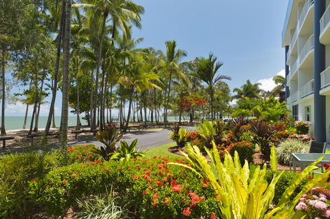 Agincourt Beachfront Apartments - Sunshine Coast Guide 26