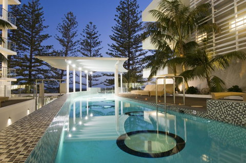 Rumba Beach Resort - Sunshine Coast Guide 19