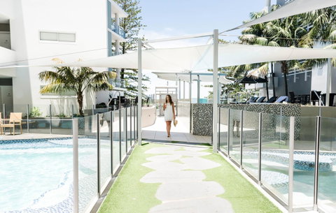 Rumba Beach Resort - Sunshine Coast Guide 24
