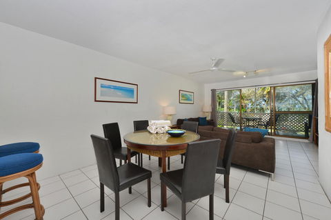Seascape Holidays At Beachfront Terraces - Sunshine Coast Guide 9
