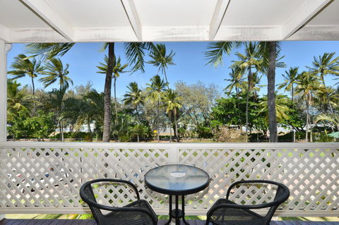 Seascape Holidays At Beachfront Terraces - Sunshine Coast Guide 29