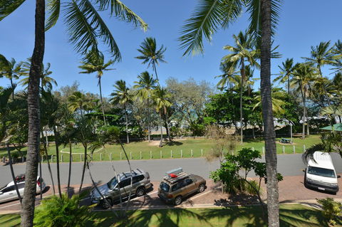 Seascape Holidays At Beachfront Terraces - Sunshine Coast Guide 28