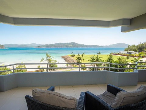 Beach Lodges - Sunshine Coast Guide 7