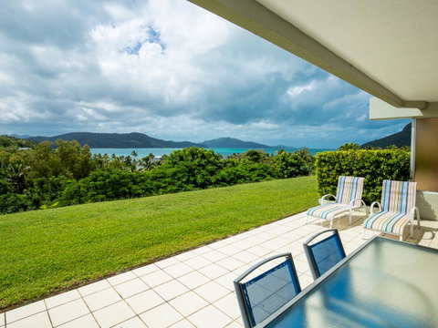 Beach Lodges - Sunshine Coast Guide 24