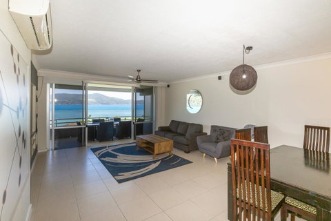 Beach Lodges - Sunshine Coast Guide 2