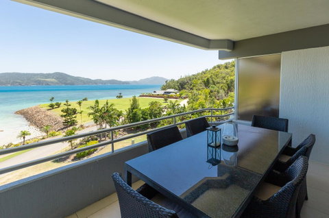 Beach Lodges - Sunshine Coast Guide 4