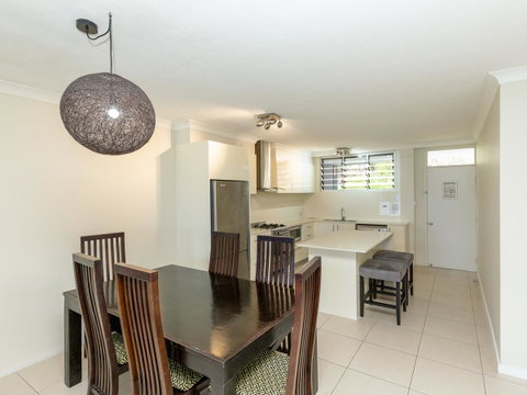 Beach Lodges - Sunshine Coast Guide 22