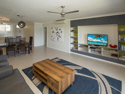 Beach Lodges - Sunshine Coast Guide 13