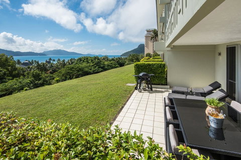 Beach Lodges - Sunshine Coast Guide 38