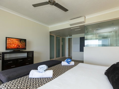 Beach Lodges - Sunshine Coast Guide 9
