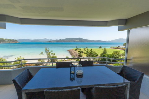 Beach Lodges - Sunshine Coast Guide 17