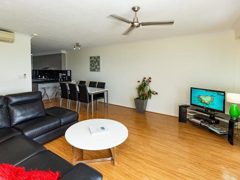 Beach Lodges - Sunshine Coast Guide 31