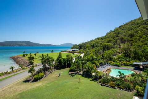 Beach Lodges - Sunshine Coast Guide 18