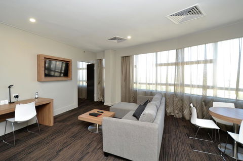 Hotel Grand Chancellor Townsville - Sunshine Coast Guide 0