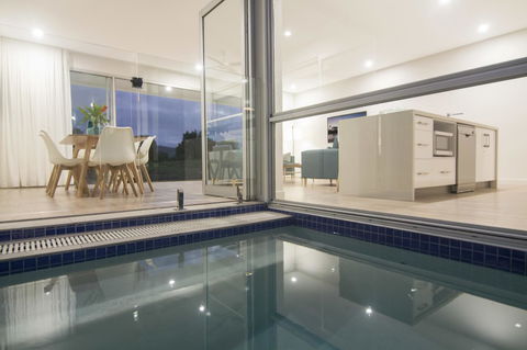 Pool Resort Port Douglas - Sunshine Coast Guide 36