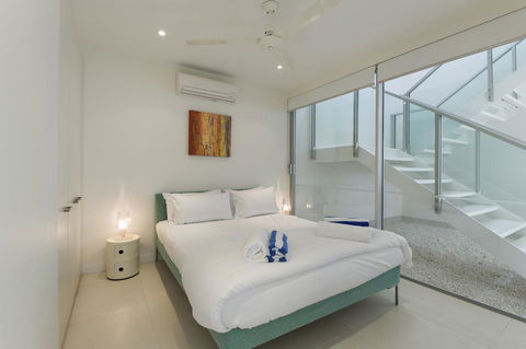 Pool Resort Port Douglas - Sunshine Coast Guide 23