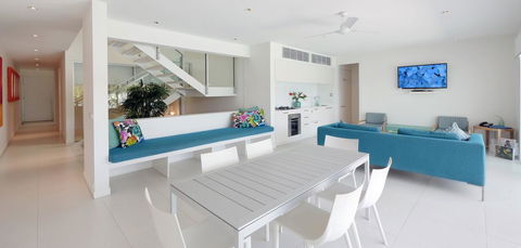 Pool Resort Port Douglas - Sunshine Coast Guide 6