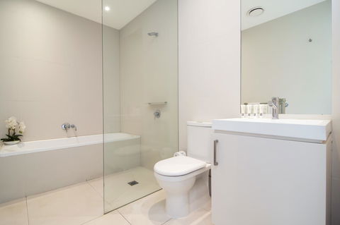 Pool Resort Port Douglas - Sunshine Coast Guide 29