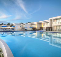 Pool Resort Port Douglas - Sunshine Coast Guide