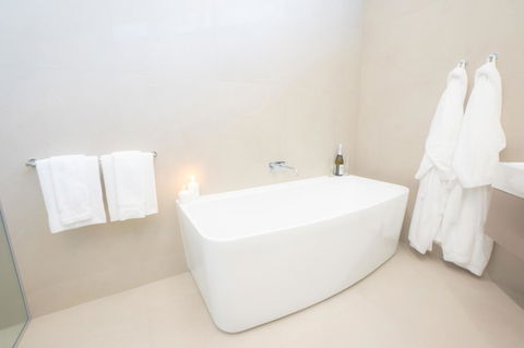 Pacific Hotel Cairns - Sunshine Coast Guide 23