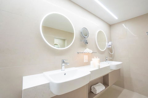 Pacific Hotel Cairns - Sunshine Coast Guide 24