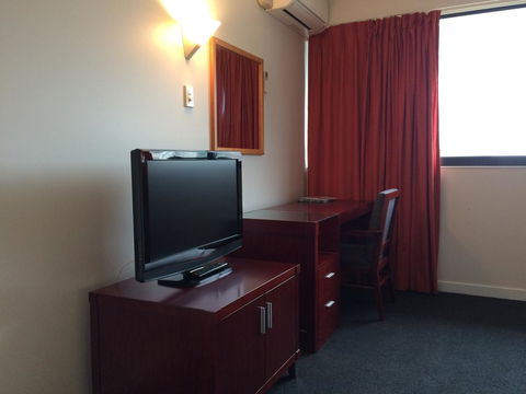 Madison Plaza Townsville - Sunshine Coast Guide 24