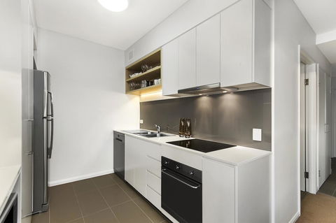 Allure Hotel & Apartments - Sunshine Coast Guide 13