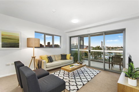 Allure Hotel & Apartments - Sunshine Coast Guide 4